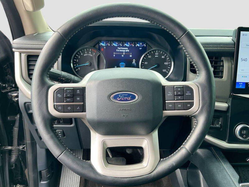 2023 Ford Expedition XLT