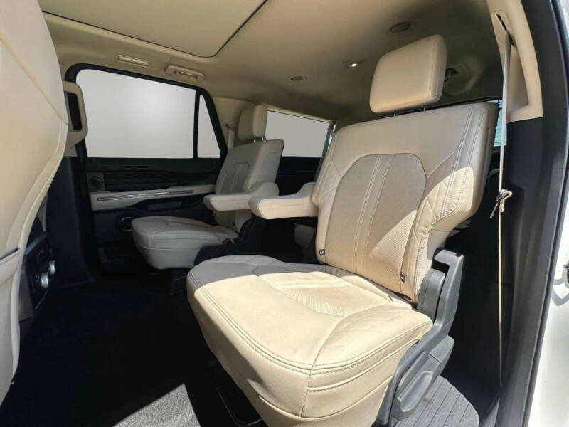2023 Ford Expedition MAX Platinum