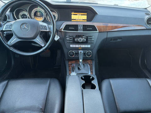 2012 Mercedes-Benz C-Class C 300 Luxury 4MATIC