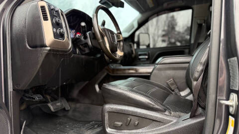 2015 GMC Sierra 3500HD Denali