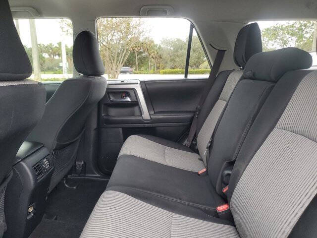 2017 Toyota 4Runner SR5