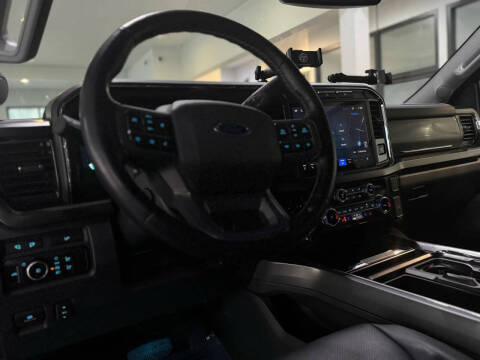 2023 Ford F-350 Super Duty Lariat