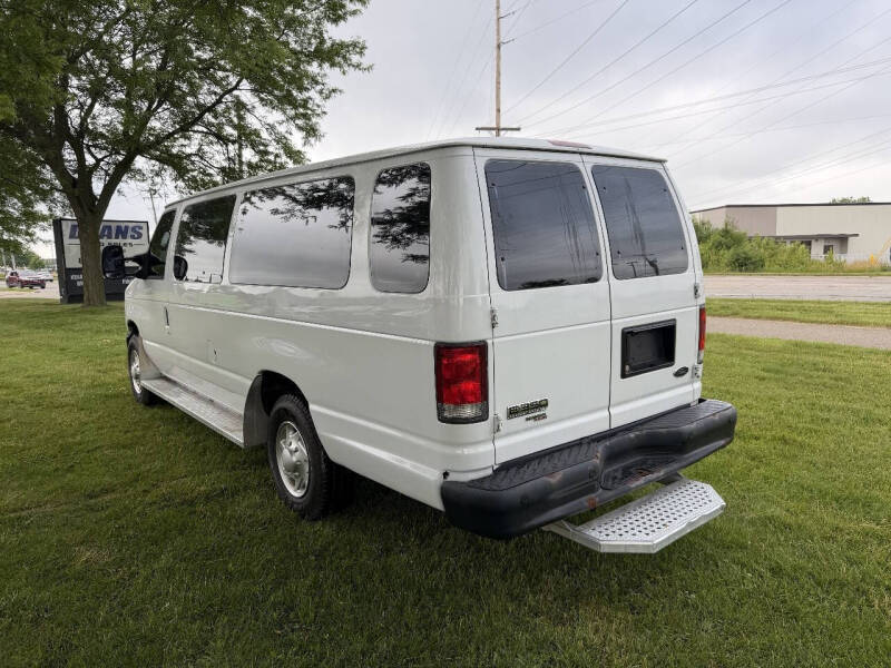 2013 Ford E-Series
