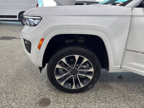 2022 Jeep Grand Cherokee Overland