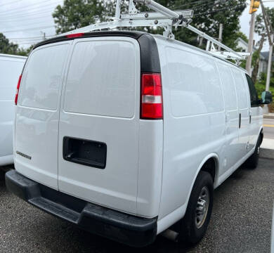 2017 Chevrolet Express 2500