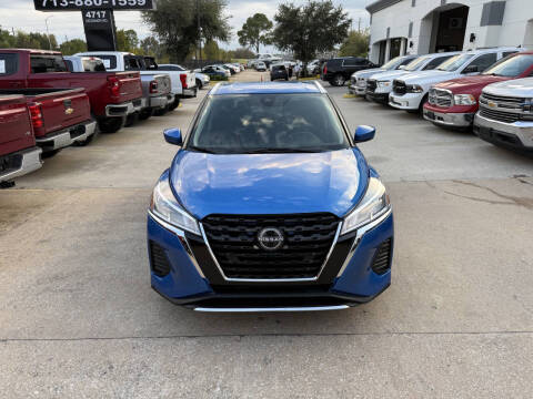 2022 Nissan Kicks SV