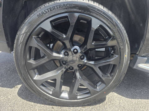 2017 Cadillac Escalade Luxury