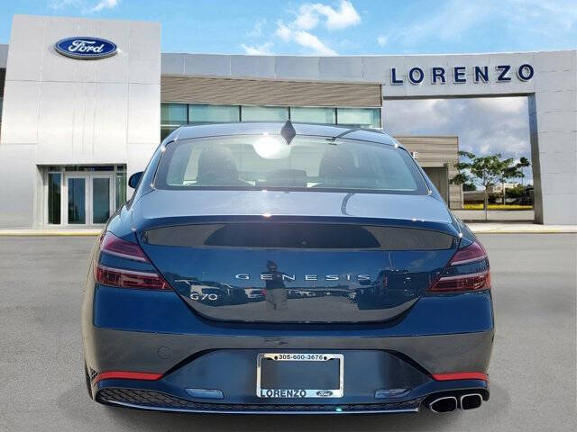 2023 Genesis G70