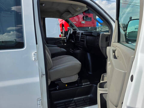 2020 Chevrolet Express 2500