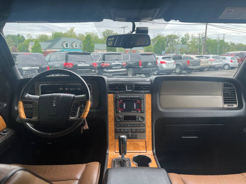 2011 Lincoln Navigator