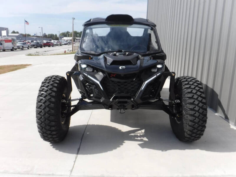 2024 Can-Am Maverick R