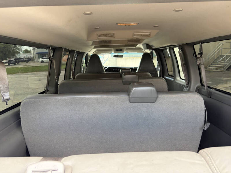 2020 Chevrolet Express LS 3500