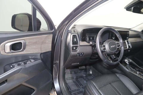 2023 Kia Sorento EX