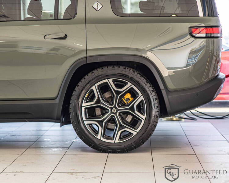 2023 Rivian R1S Launch Edition