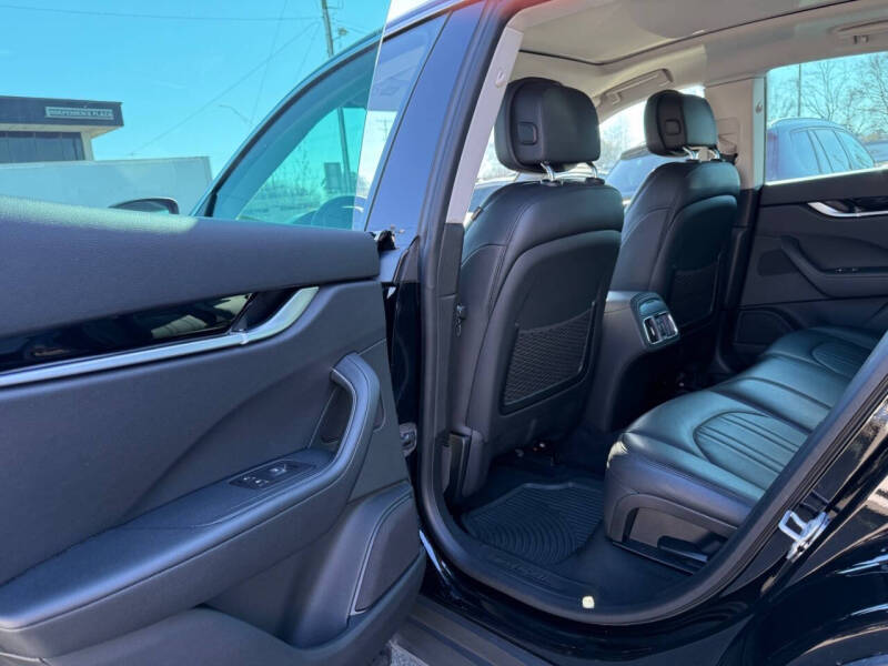 2017 Maserati Levante