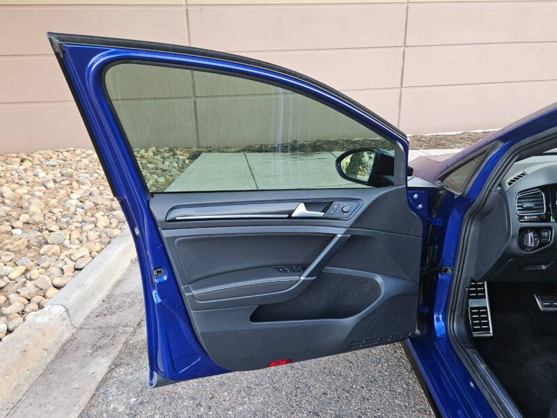 2019 Volkswagen Golf R 4Motion