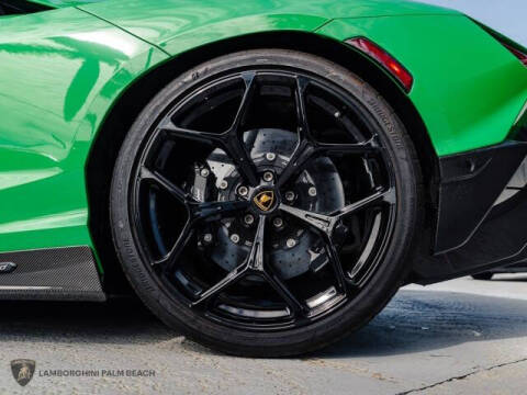 2024 Lamborghini Revuelto