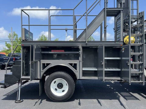 2010 Freightliner M2 106