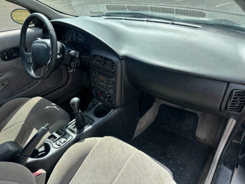 2001 Saturn S-Series SC2