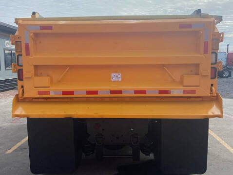 2011 International Workstar Dump