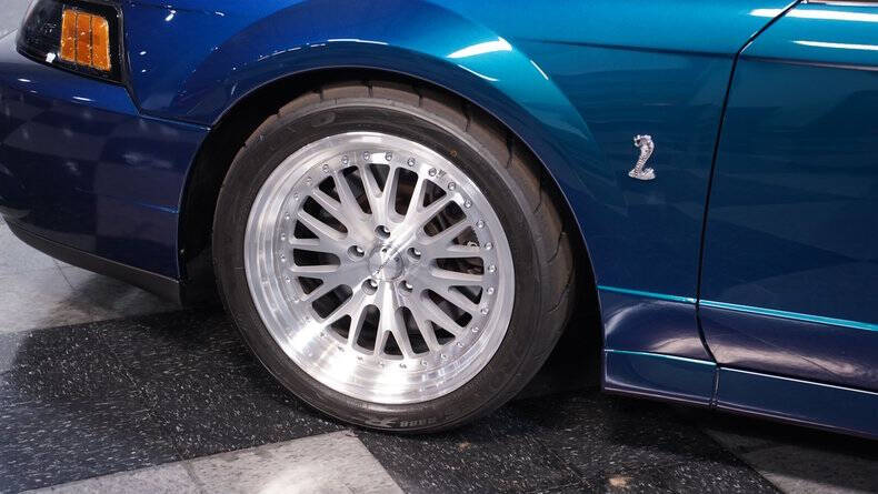 2004 Ford Mustang SVT Cobra
