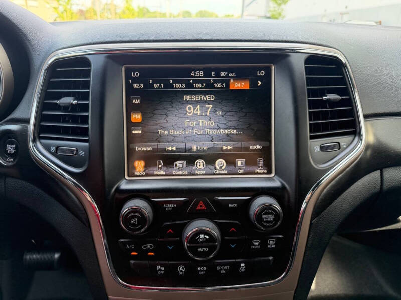 2017 Jeep Grand Cherokee Laredo