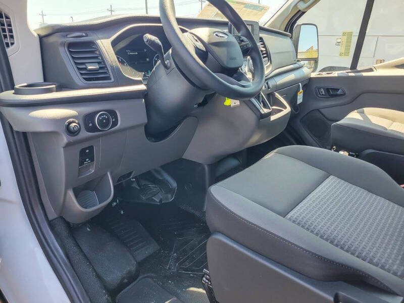 2025 Ford Transit
