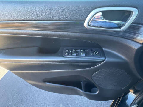 2019 Jeep Grand Cherokee Altitude