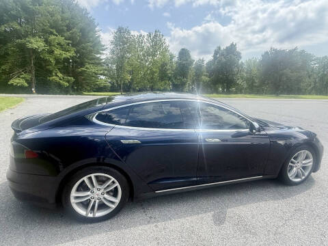 2014 Tesla Model S 85