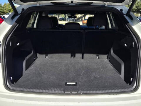 2025 Volkswagen Atlas Cross Sport SE 4Motion