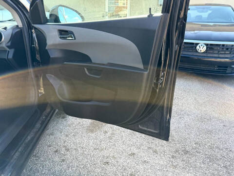 2012 Chevrolet Sonic LT