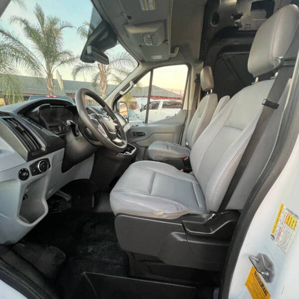 2018 Ford Transit 250