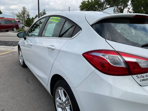 2017 Chevrolet Cruze LT Auto