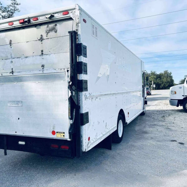 2006 Freightliner MT55 Chassis