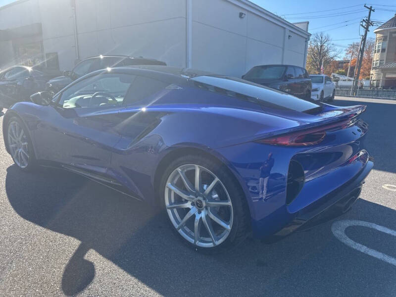 2025 Lotus Emira V6 Base