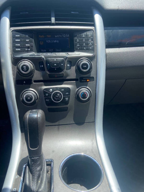 2011 Ford Edge SE