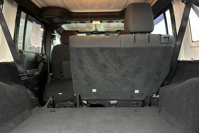 2015 Jeep Wrangler Unlimited Sport