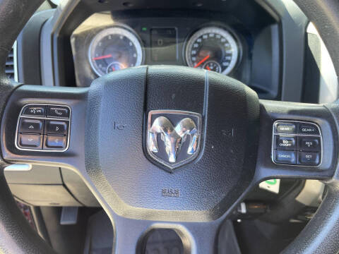 2015 RAM 1500 SLT