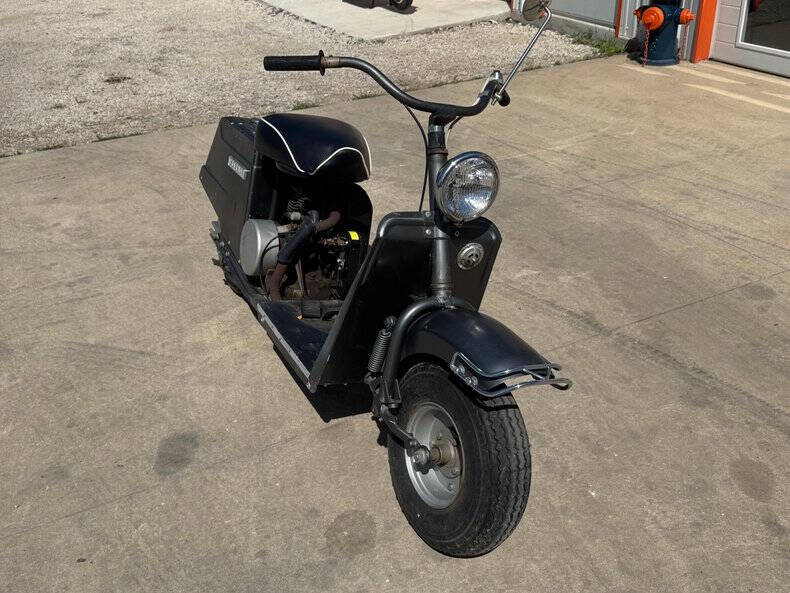 1959 Cushman Highlander Model 721