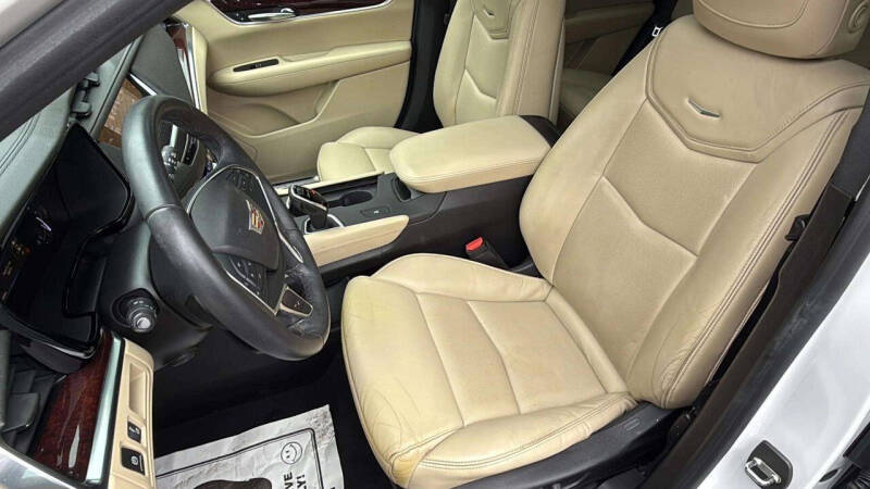 2018 Cadillac XT5 Luxury