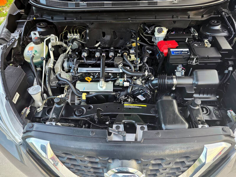 2020 Nissan Kicks SV