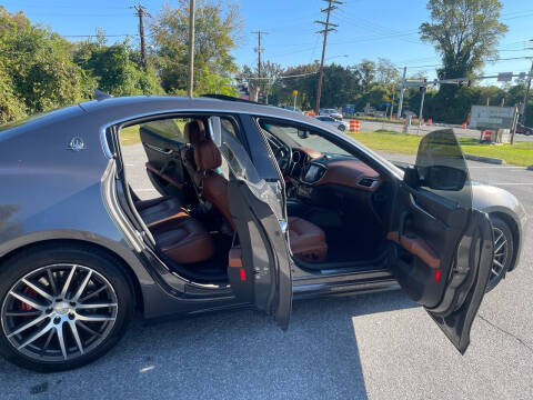 2015 Maserati Ghibli