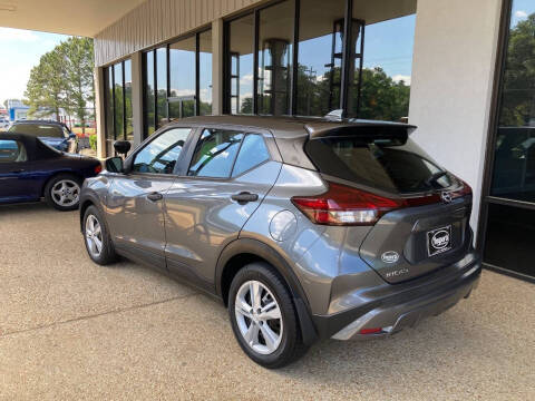 2022 Nissan Kicks S