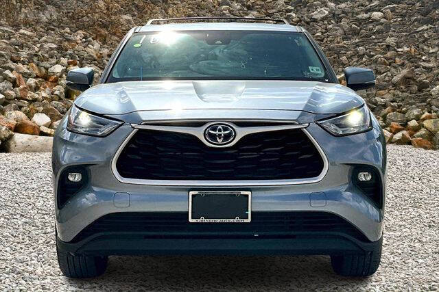2022 Toyota Highlander Hybrid LE