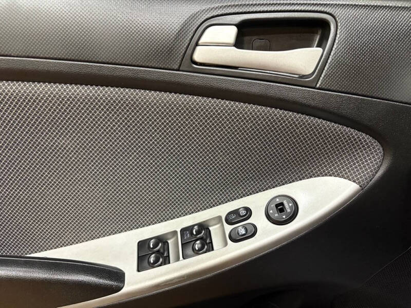 2014 Hyundai Accent GS