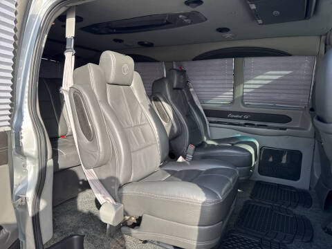 2017 GMC Savana 2500