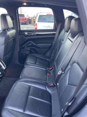 2011 Porsche Cayenne