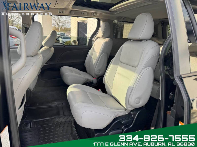 2020 Toyota Sienna Limited Premium 7-Passenger