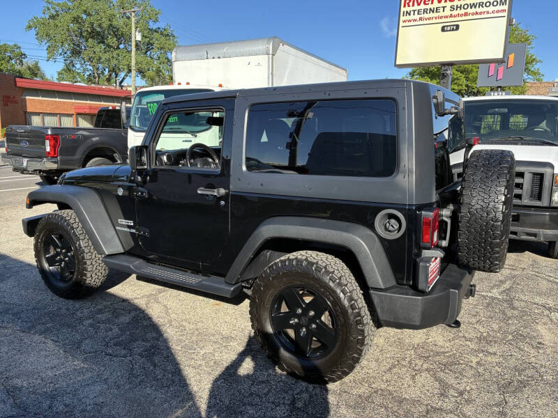 2017 Jeep Wrangler Willys Wheeler