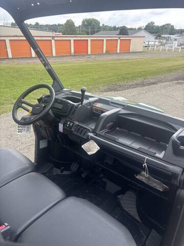 2025 Can-Am Defender